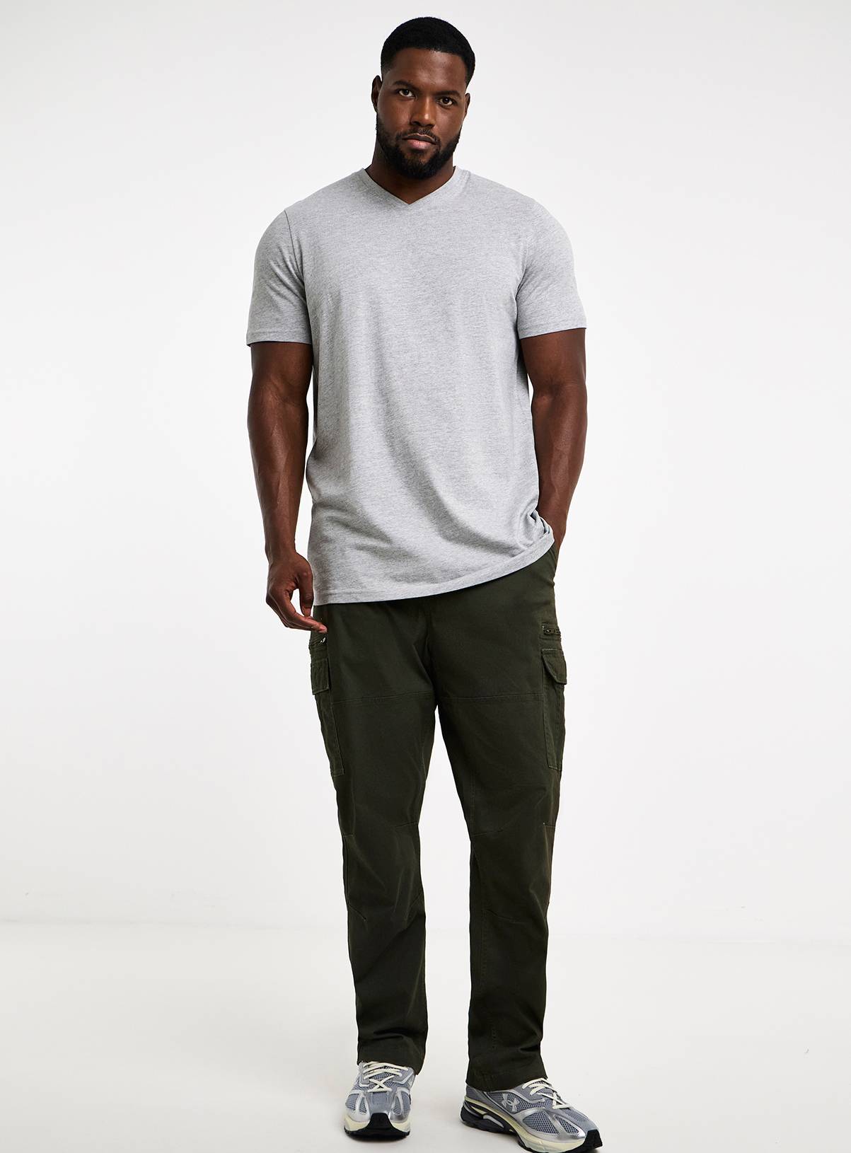 JACAMO 5 Pack V Neck T-Shirt Extra Long 1XL - Image 3